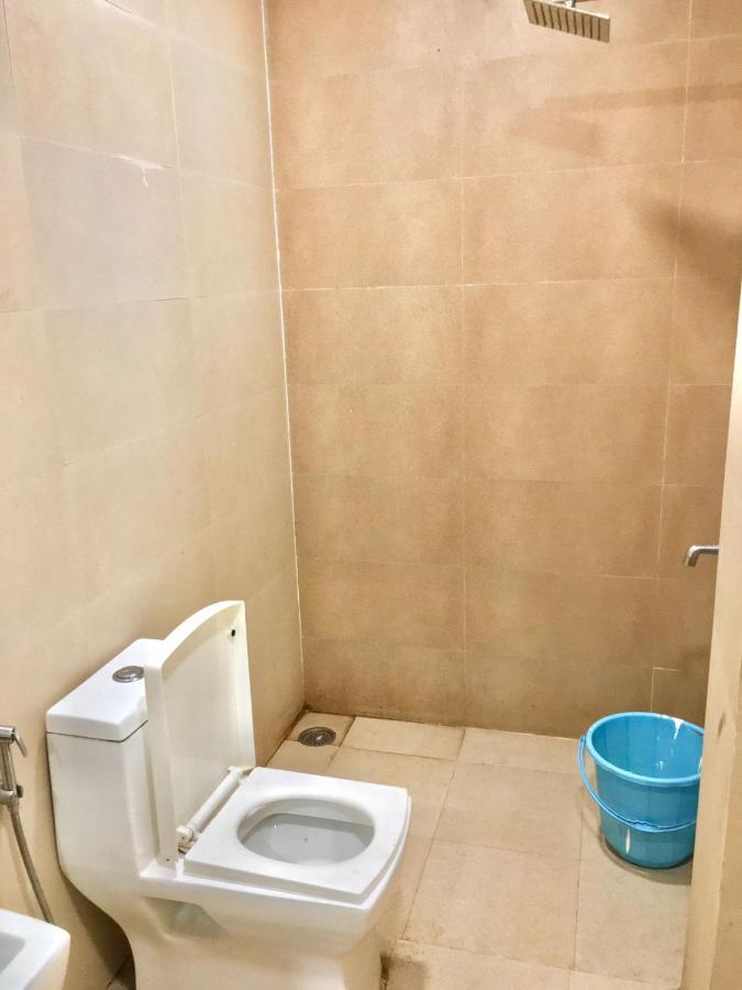 Bed & Breakfast Square Plaza At Airport 3*